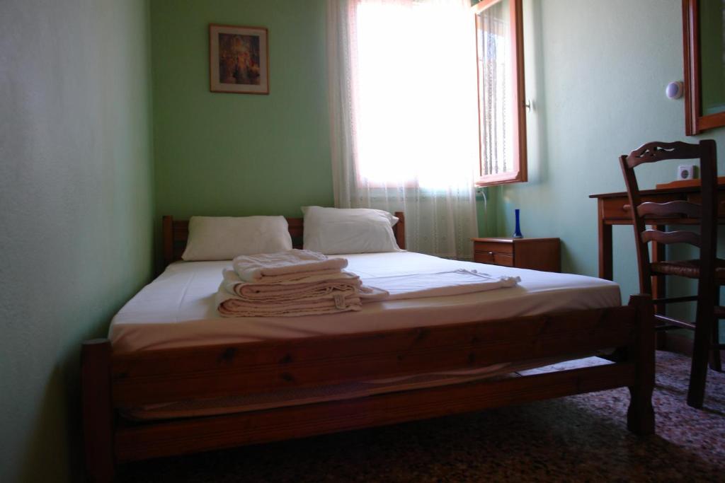 Earini Rooms And Apartments Chania  Room photo